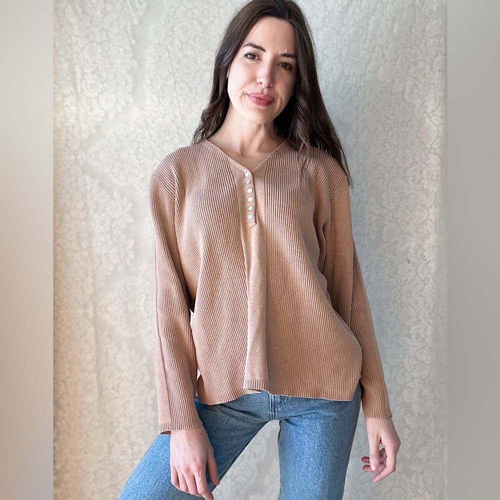 Vintage 90s St. John’s Bay Ribbed Henley Sweater – 100% Cotton in Soft Beige